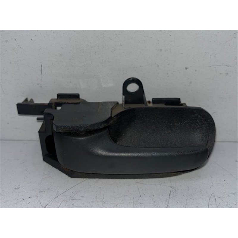 TOYOTA YARIS Bal hátsó Belső Kilincs