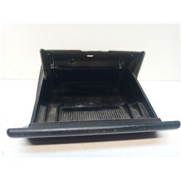 TOYOTA HILUX Első Hamutartó