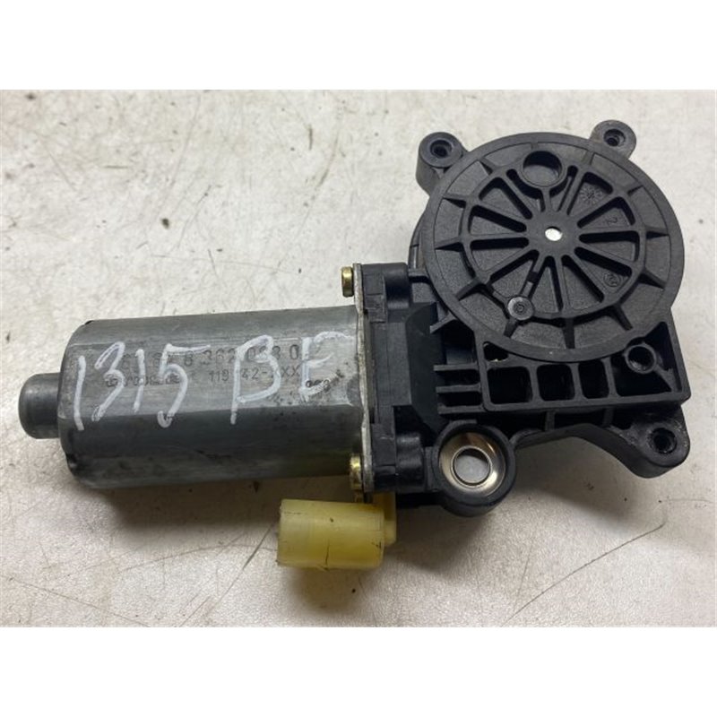 BMW 3 E46 Bal első Ablakemelő Motor