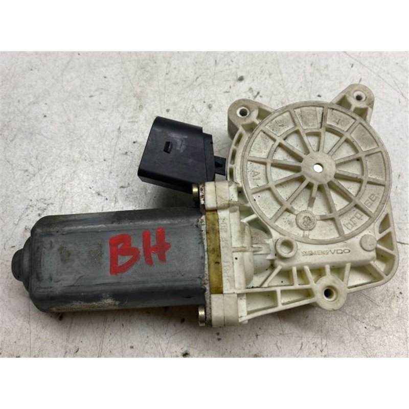 BMW 5 E61 Bal hátsó Ablakemelő Motor