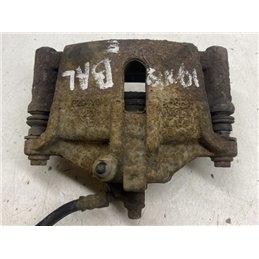 SUZUKI IGNIS II Bal első Féknyereg Munkahengerrel