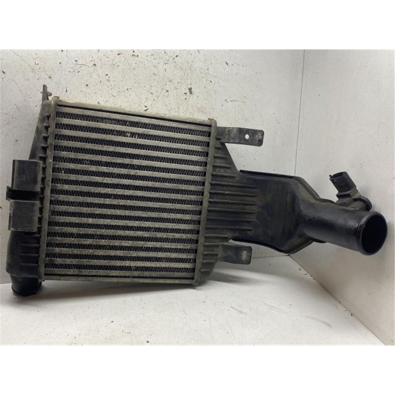 OPEL ASTRA H Intercooler