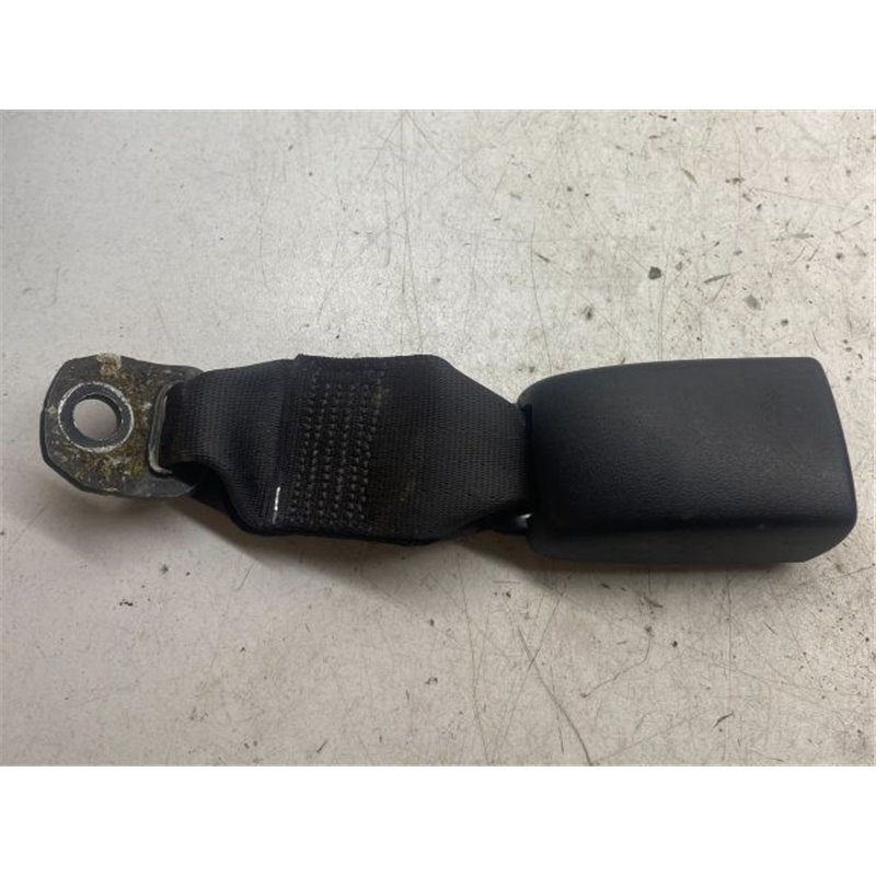 SUZUKI SWIFT III Jobb első Biztonsági Öv Csat