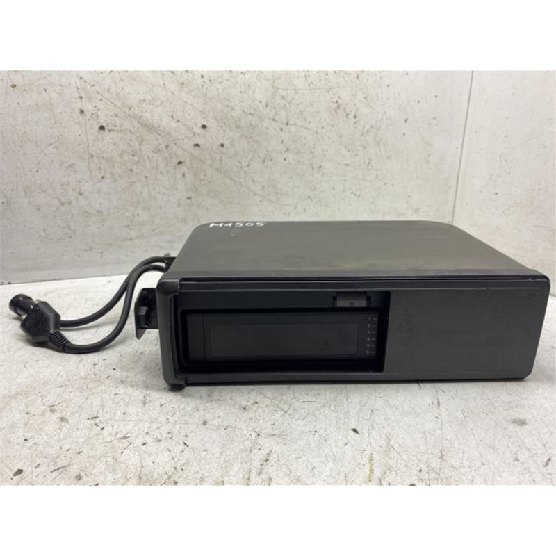 LANCIA LYBRA CD / DVD Tár