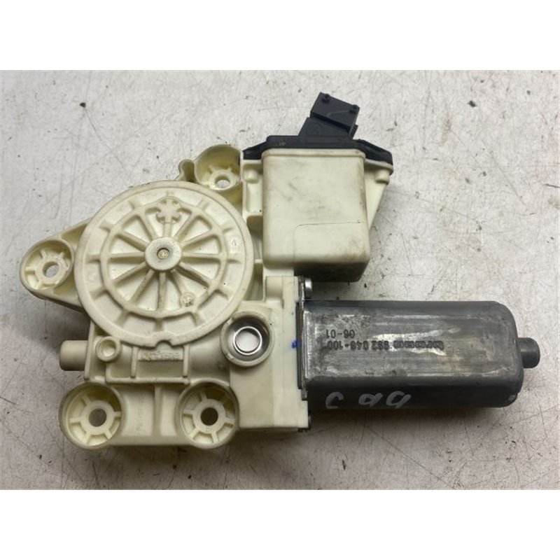 TOYOTA COROLLA Bal hátsó Ablakemelő Motor