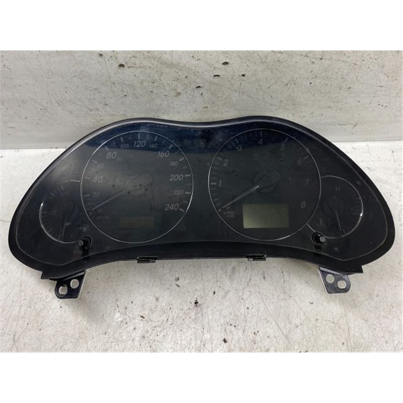 TOYOTA AVENSIS T25 Kilométeróra