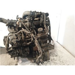 TOYOTA HILUX Komplett Motor (Segédberendezésekkel)