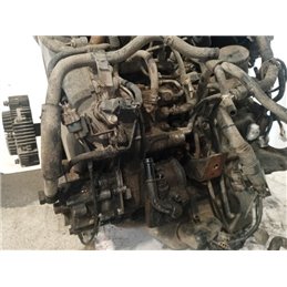 TOYOTA HILUX Komplett Motor (Segédberendezésekkel)
