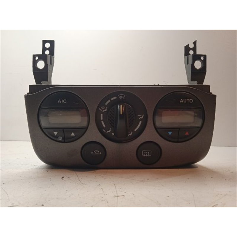 NISSAN PRIMERA Fűtéskapcsoló (manuális klímás)