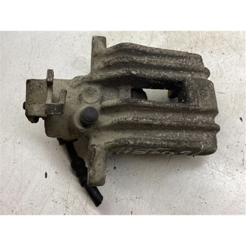 AUDI A4 B5 Bal hátsó Féknyereg Munkahengerrel