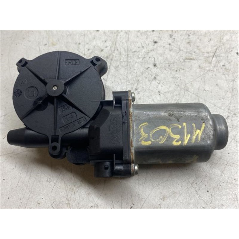 NISSAN PRIMERA Bal hátsó Ablakemelő Motor