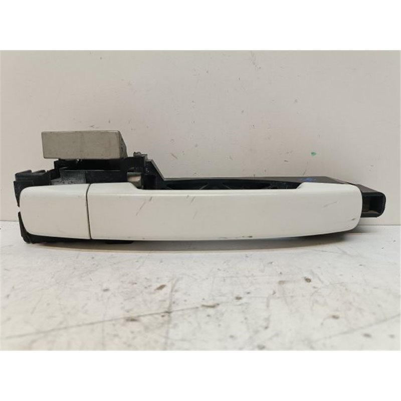 NISSAN QASHQAI Jobb első Külső Kilincs