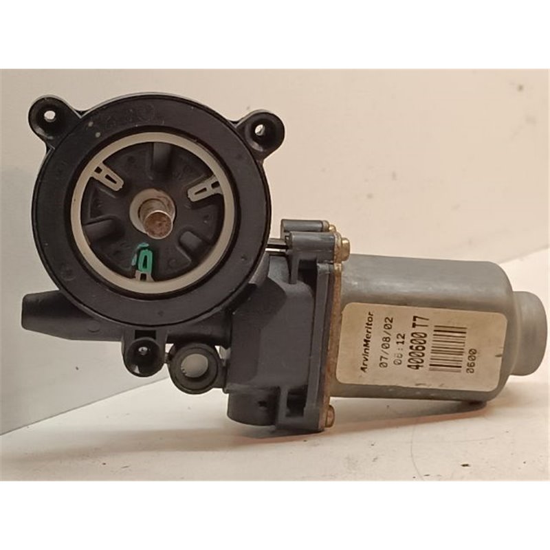 NISSAN PRIMERA Jobb hátsó Ablakemelő Motor