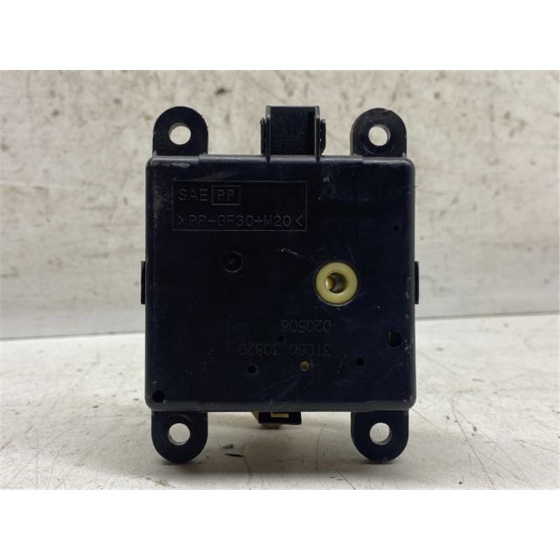 NISSAN PRIMERA Fűtés Állító Motor