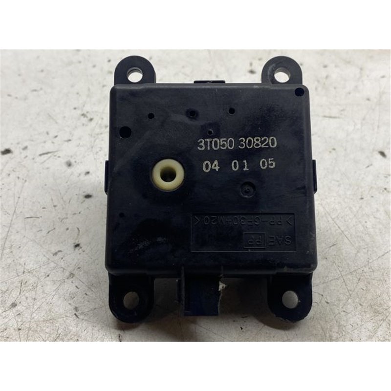 NISSAN PRIMERA Fűtés Állító Motor