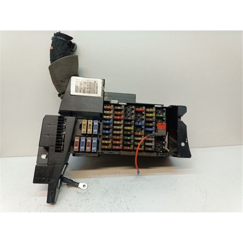 MERCEDES-BENZ B-CLASS Biztosítéktábla Utastér