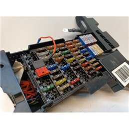 MERCEDES-BENZ B-CLASS Biztosítéktábla Utastér