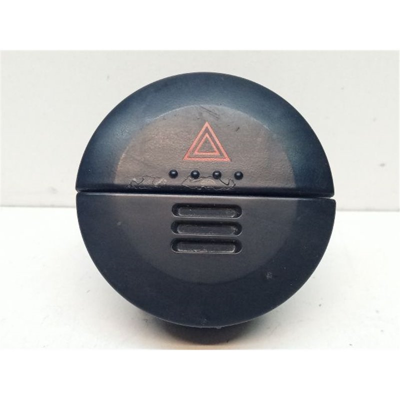 NISSAN X-TRAIL I Vészvillogó Kapcsoló