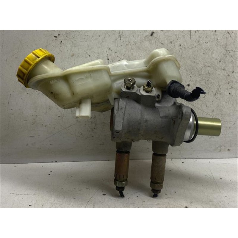 MAZDA 2 Főfékhenger