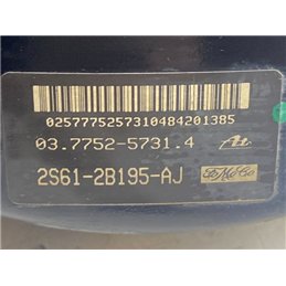 MAZDA 2 Fékrásegítő