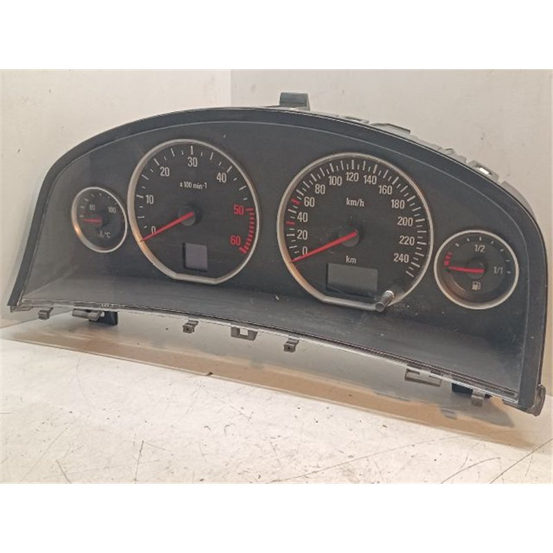 OPEL VECTRA C Kilométeróra