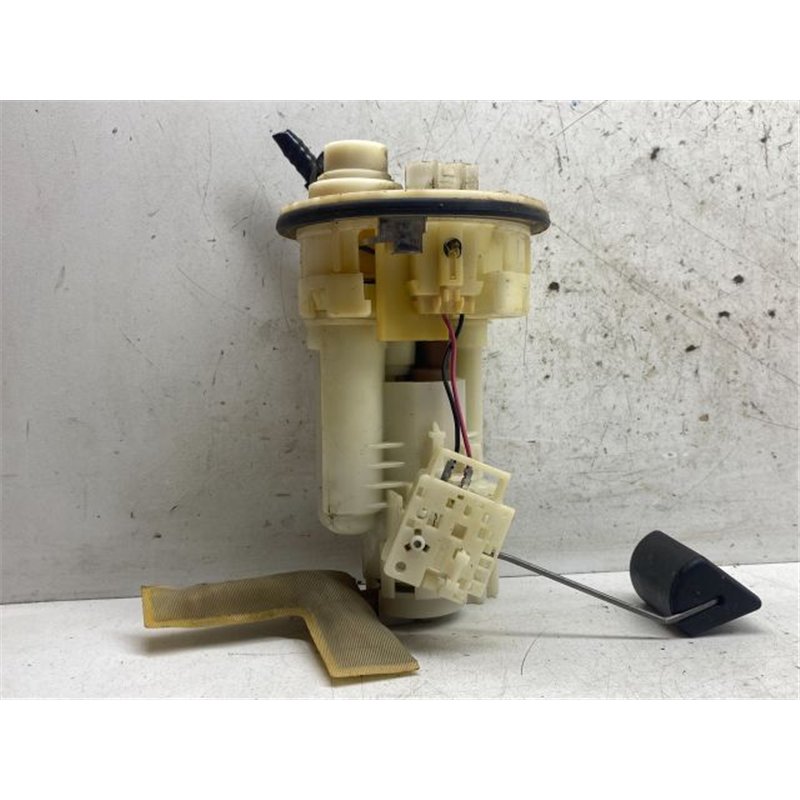 TOYOTA COROLLA Üzemanyag Szivattyú