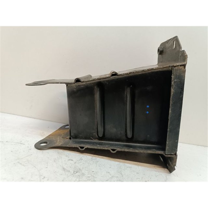 MERCEDES-BENZ B-CLASS Bal Lökhárító Tartó Nyúlványvég