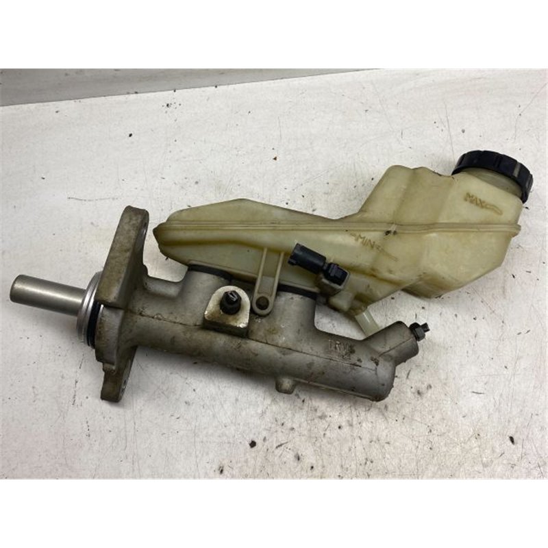 TOYOTA COROLLA Főfékhenger