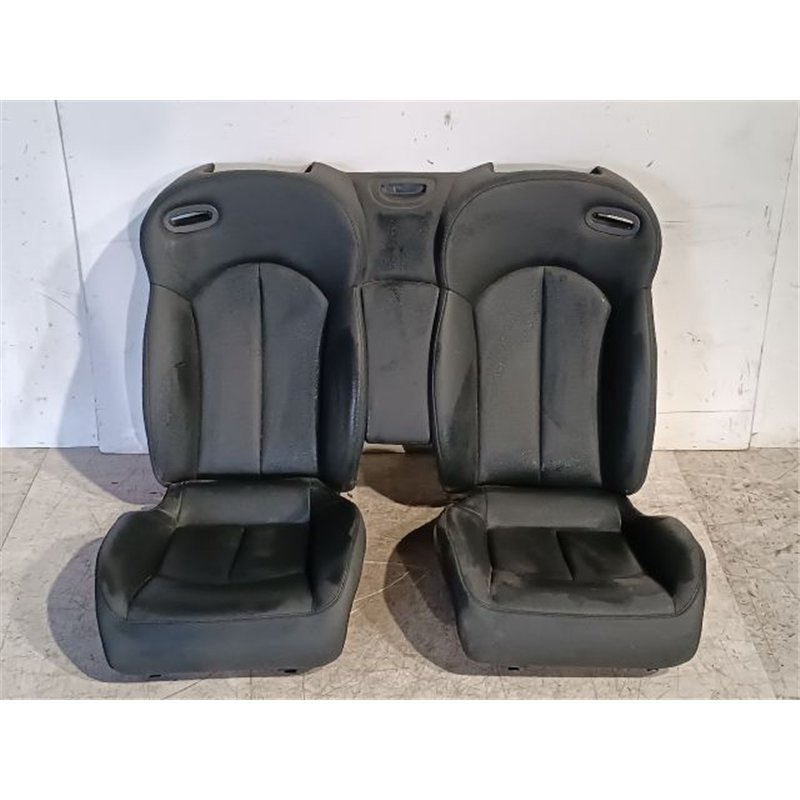 MERCEDES-BENZ CLK Hátsó Ülés Szett