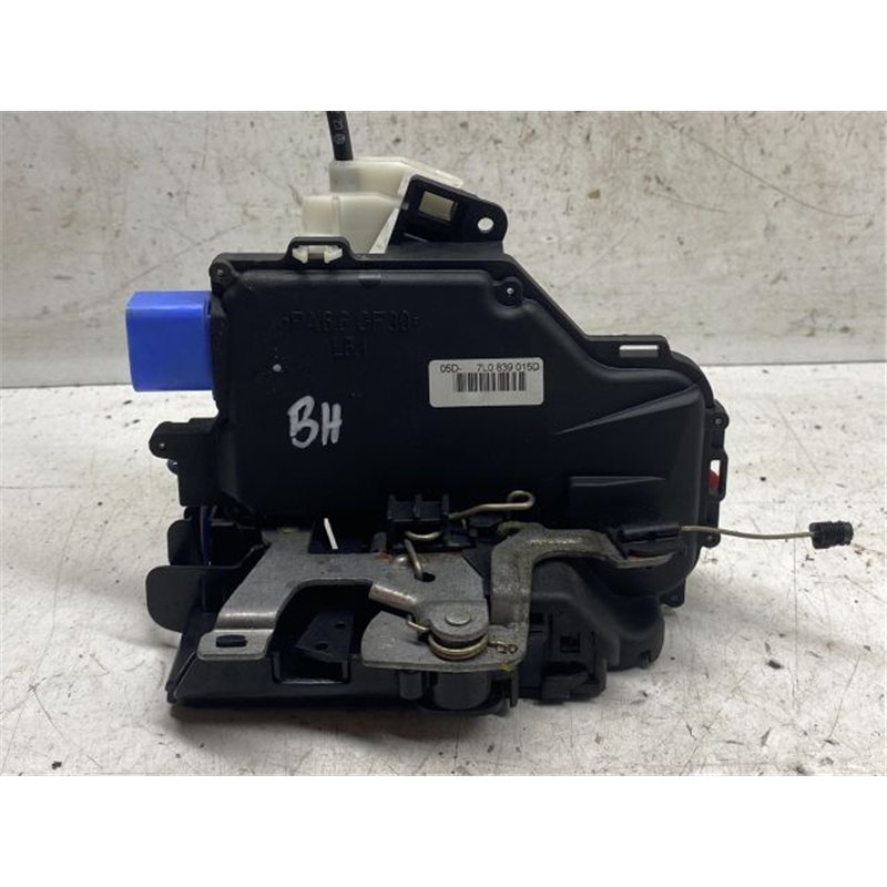 VW GOLF V Bal hátsó Ajtózár