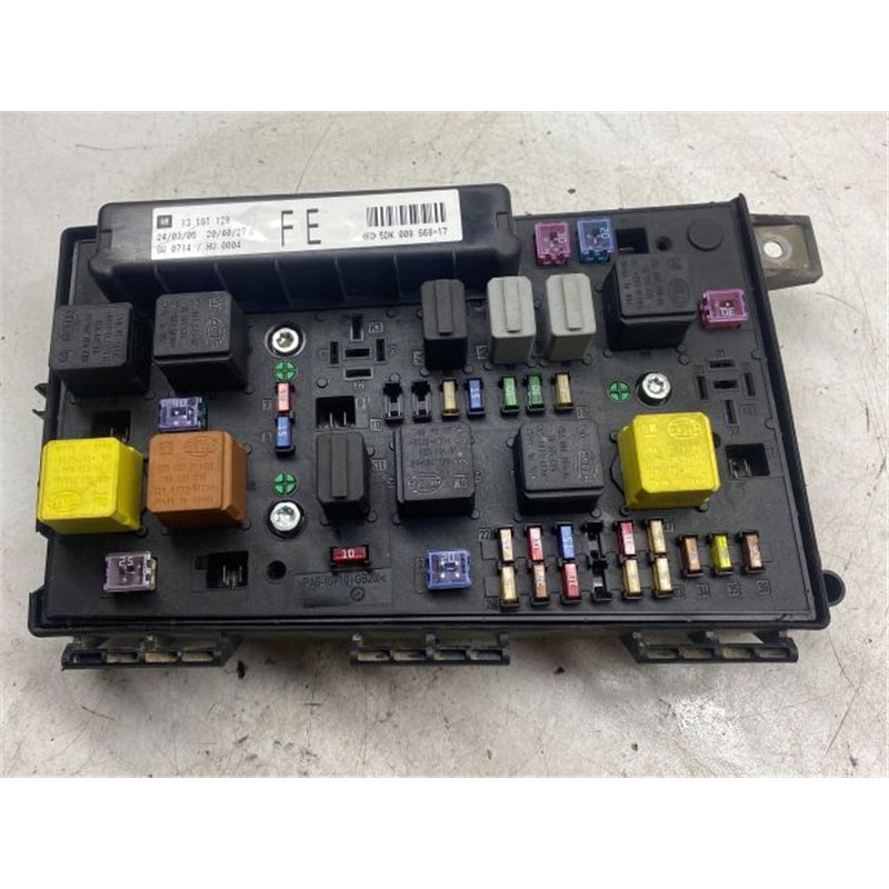 OPEL ASTRA H Biztosítéktábla Doboz