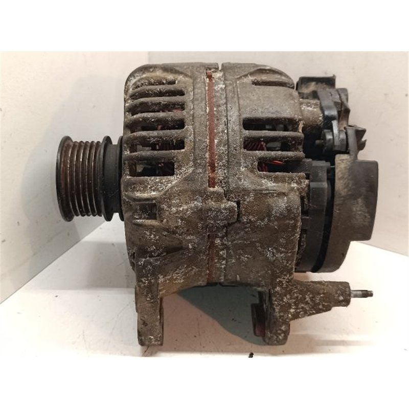 VW POLO III Generátor