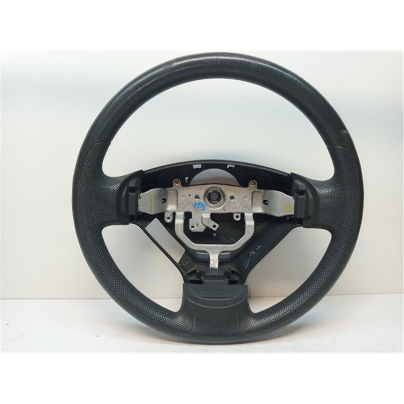 SUZUKI LIANA Kormány