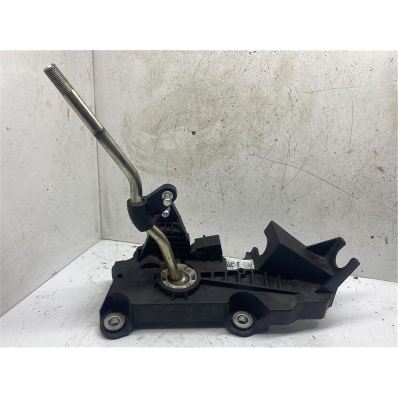 FORD FOCUS II Váltókar (Mechanikus)