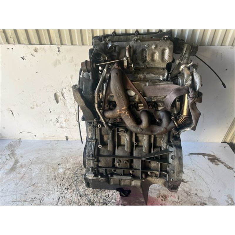 MERCEDES-BENZ A-CLASS Motor (Fűzött blokk hengerfejjel)
