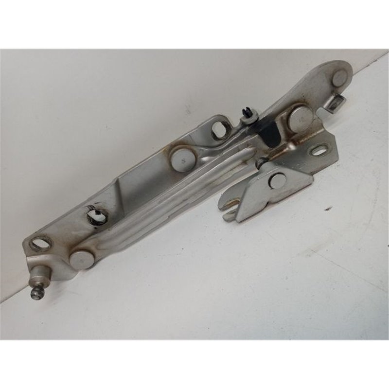 SKODA FABIA I Csomagtérajtó Jobb Zsanér