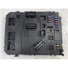 PEUGEOT 406 Biztosítéktábla Doboz