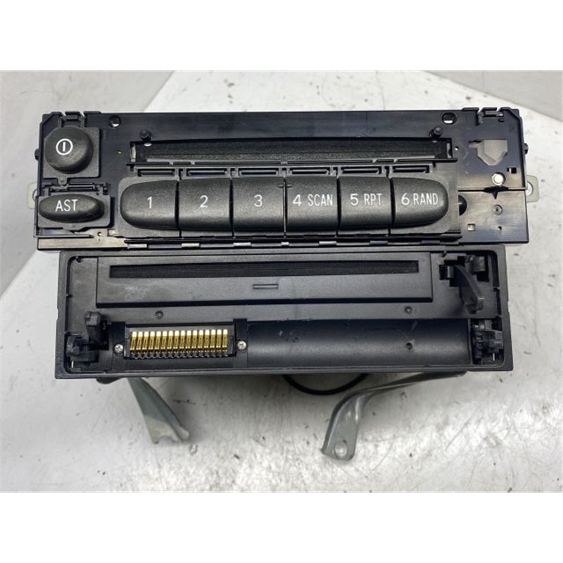 TOYOTA YARIS Rádió / CD