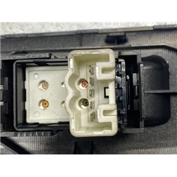 TOYOTA YARIS Jobb első Ablakemelő Kapcsoló