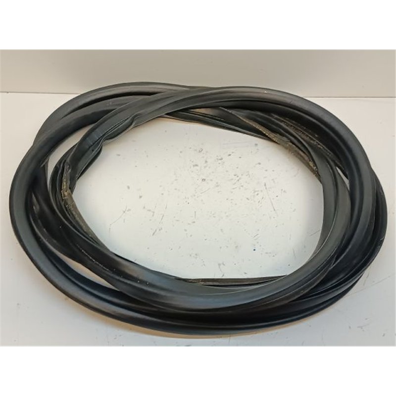 KIA CEED Csomagtérajtó Gumikéder