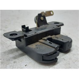 VW PASSAT B5 Csomagtérajtó Zárszerkezet