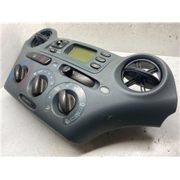 TOYOTA YARIS Középkonzol Vezérlő Panel
