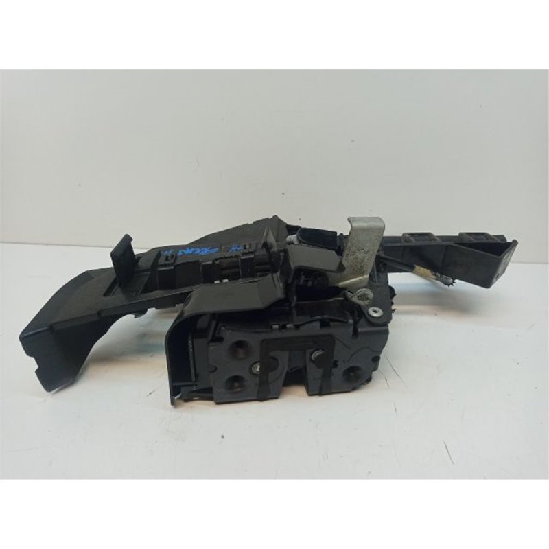 FORD FOCUS II Jobb hátsó Központizár Motor