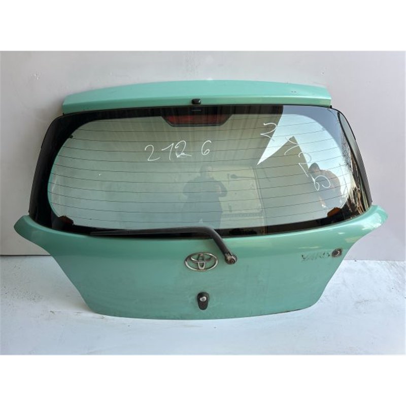 TOYOTA YARIS Csomagtérajtó (Üres lemez)