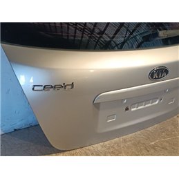 KIA CEED Csomagtérajtó (Részeivel)