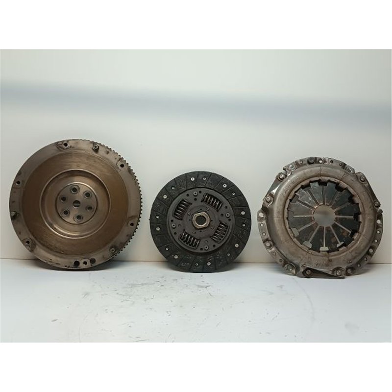 KIA CEED Kuplung Szett Lendkerékkel