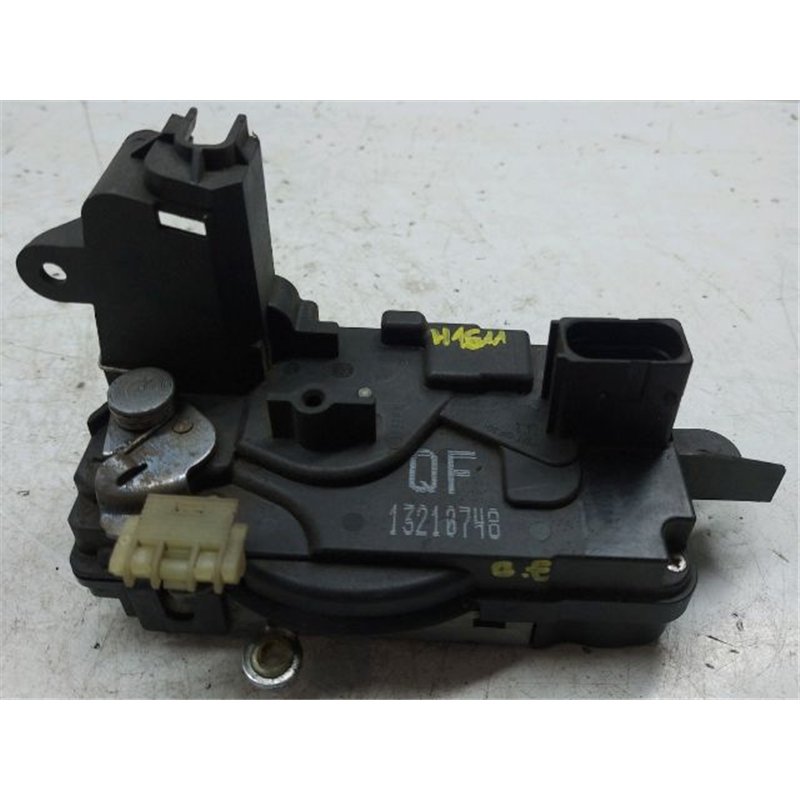 OPEL ZAFIRA B Bal első Ajtózár