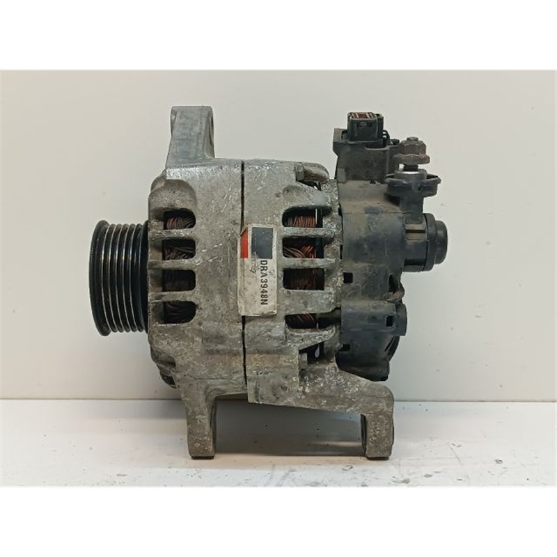 NISSAN ALMERA II Generátor