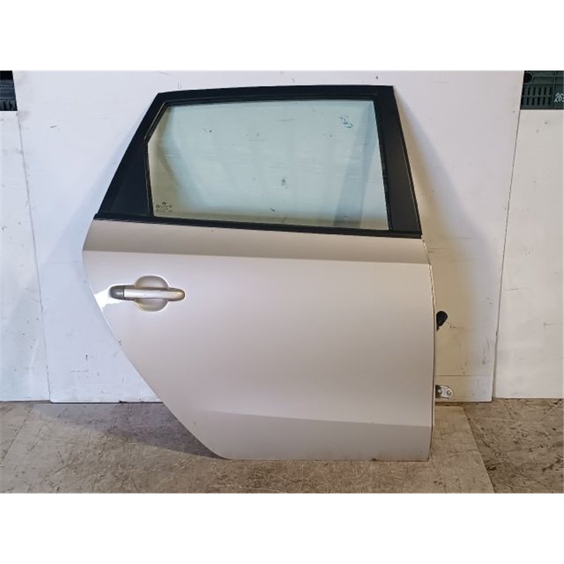 HYUNDAI I30 Jobb hátsó Ajtó (Részeivel)