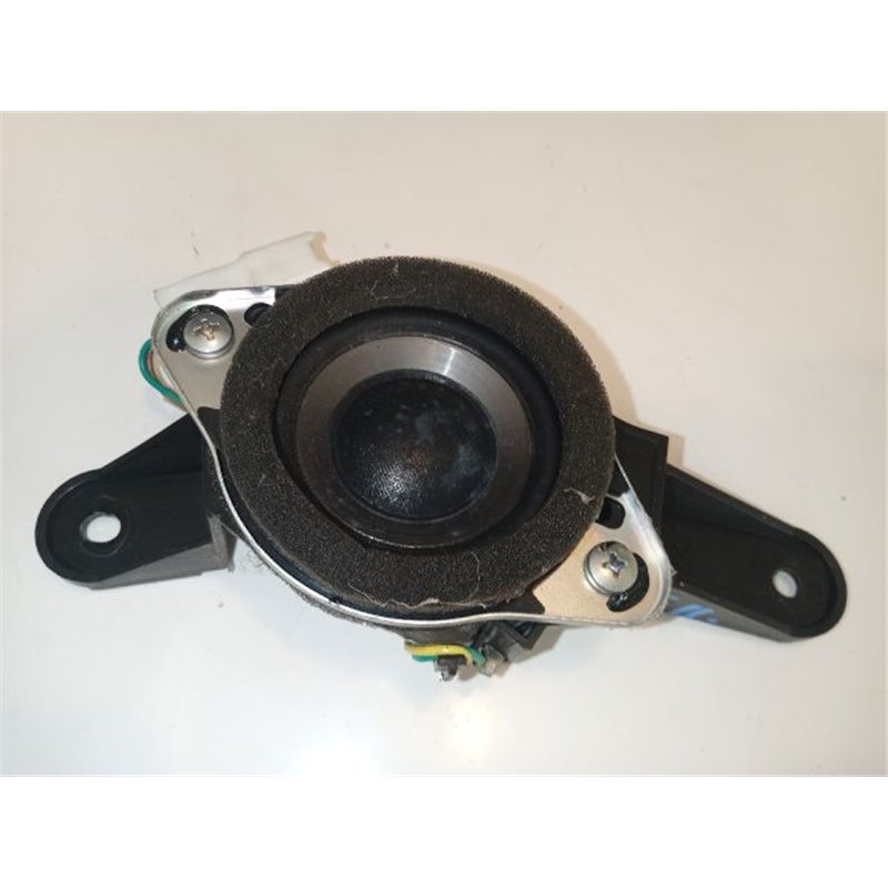 LEXUS IS Bal hátsó Hangszóró